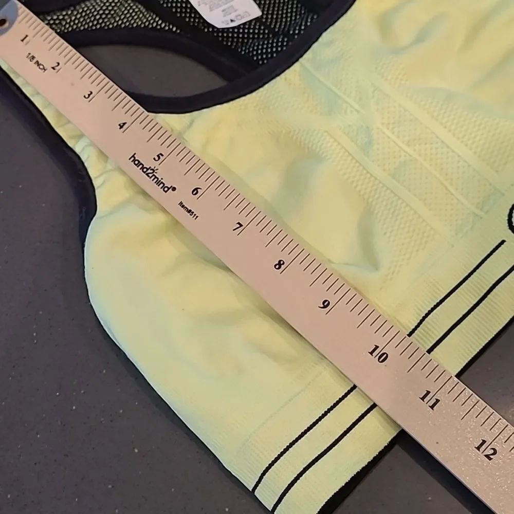 Calvin Klein  performance quick dry sz M Activewear raceback  top - Picture 4 of 6